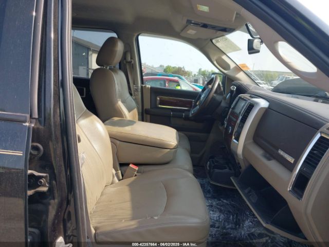 2009 DODGE RAM 1500 1D3HV13T39S723883 Photo 4