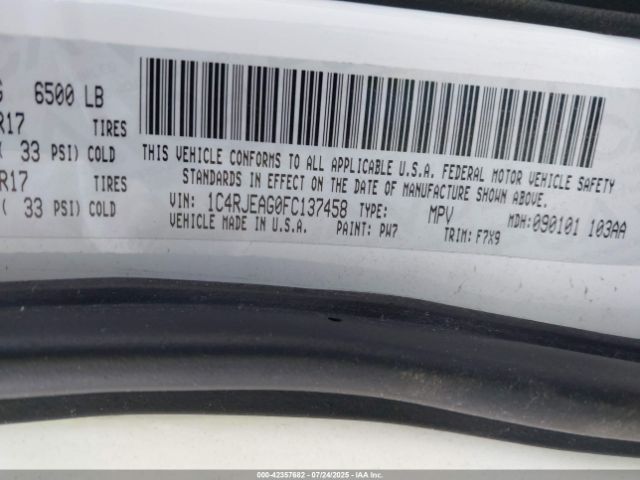 2015 JEEP GRAND CHEROKEE 1C4RJEAG0FC137458 Photo 8