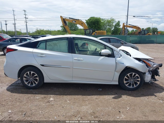 JTDKAMFU7N3165301 Toyota 2zr-fxe,1nm