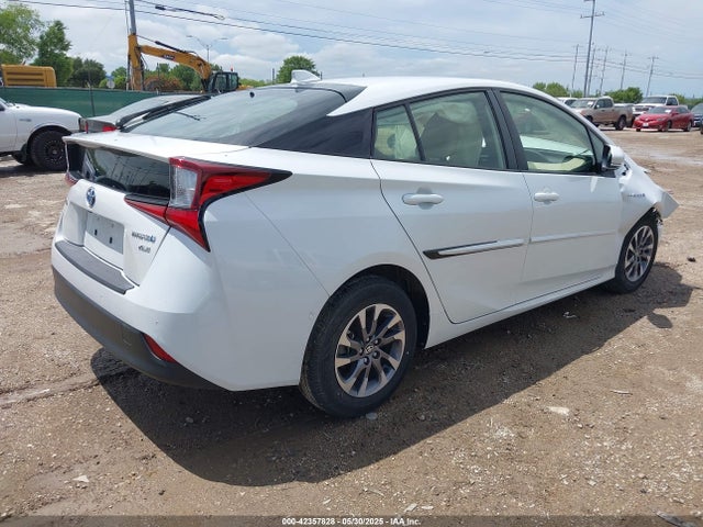 JTDKAMFU7N3165301 Toyota 2zr-fxe,1nm