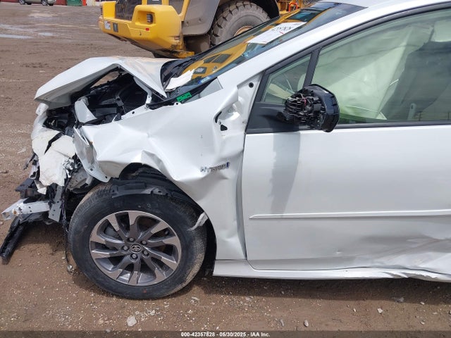 JTDKAMFU7N3165301 Toyota 2zr-fxe,1nm
