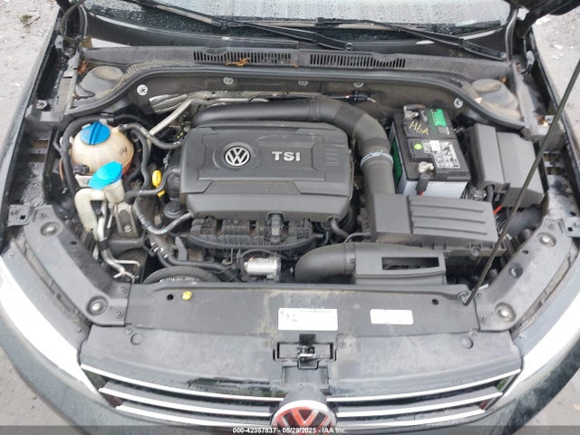 3VWL07AJ1GM213086 Volkswagen Jetta
