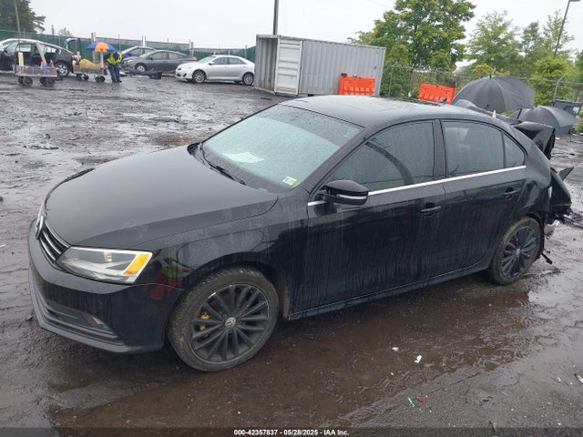 3VWL07AJ1GM213086 Volkswagen Jetta