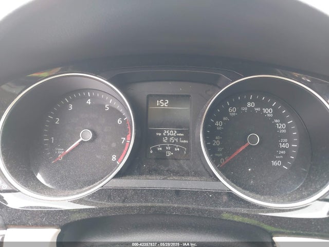 3VWL07AJ1GM213086 Volkswagen Jetta