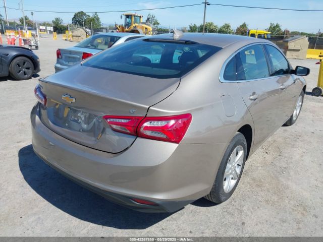 1G1ZD5ST4NF194626 Chevrolet Malibu Fwd Lt