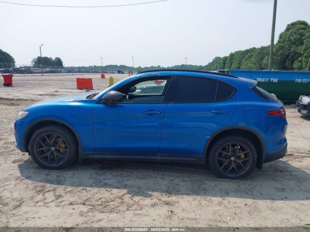 ZASFAKNN4J7C01052 Alfa Romeo Stelvio Ti Sport Awd