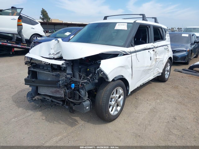 KNDJ23AU5S7933940 KIA 2025
