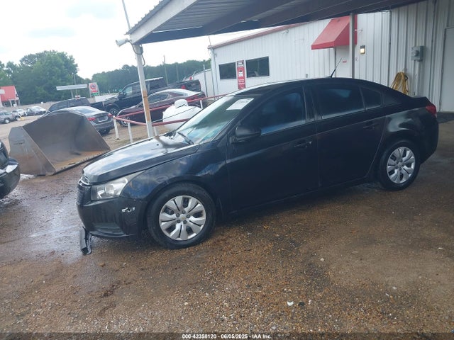 1G1PA5SH5E7459527 Chevrolet Cruze Ls Auto