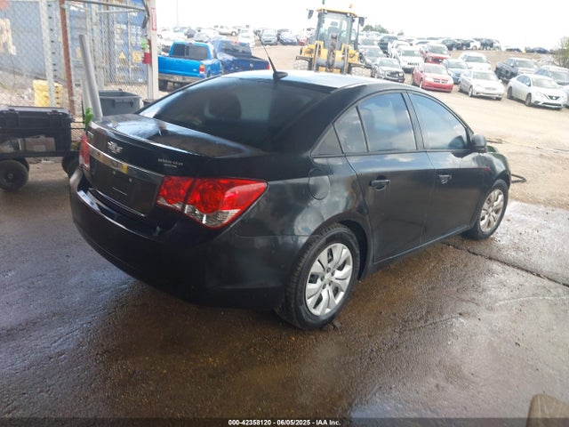 1G1PA5SH5E7459527 Chevrolet Cruze Ls Auto