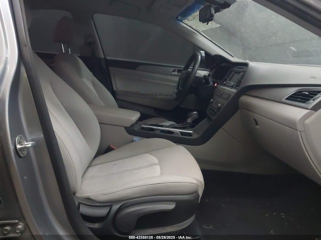 2016 Hyundai Sonata Hybrid Se მანქანა იყიდება აუქციონზე, vin: KMHE24L10GA009146, აუქციონის ნომერი: 42358128