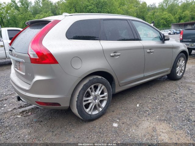 2016 VOLVO XC60 YV440MDK3G2921127 Photo 3