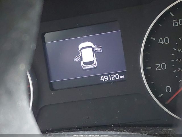 KNDERCAAXM7152773 KIA SELTOS EX