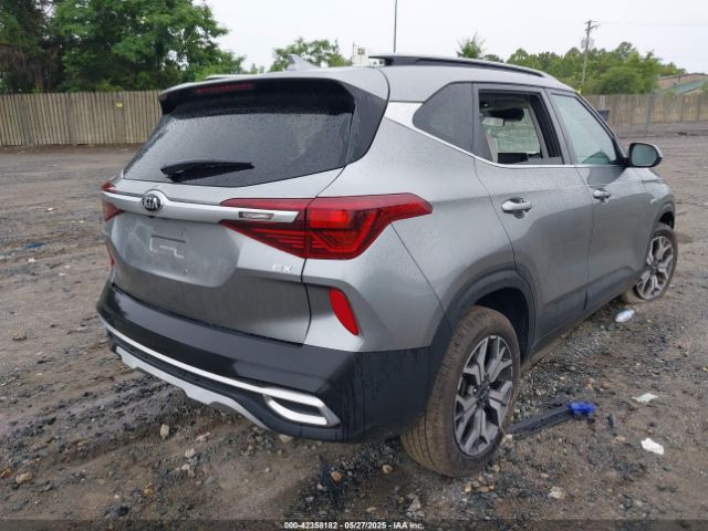 KNDERCAAXM7152773 KIA SELTOS EX