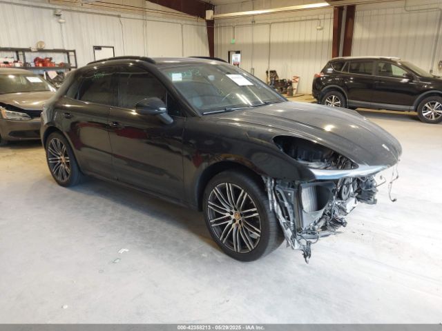 2017 PORSCHE MACAN WP1AG2A56HLB51567 Photo 0