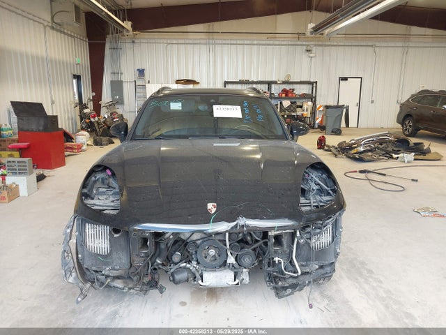 Porsche Macan 2017 WP1AG2A56HLB51567 Image 12
