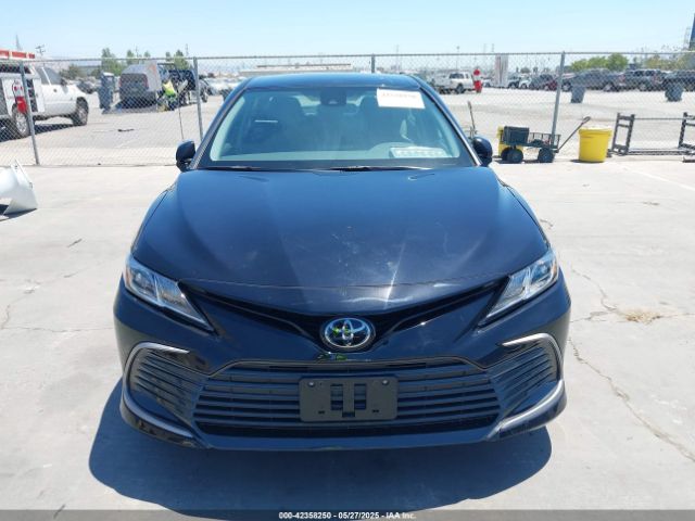 4T1C11AKXNU047824 Toyota CAMRY LE