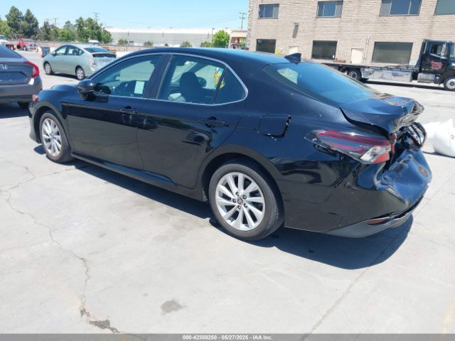 4T1C11AKXNU047824 Toyota CAMRY LE