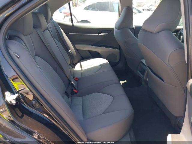4T1C11AKXNU047824 Toyota CAMRY LE