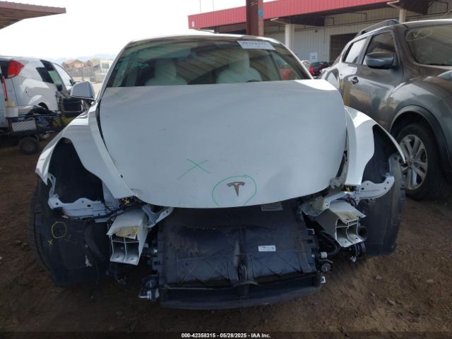 5YJ3E1EBXKF513002 Tesla Model 3 Long Range/performance