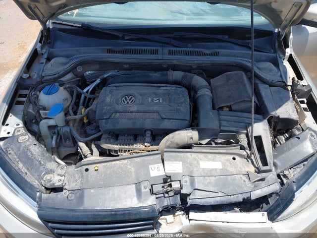3VWD17AJ2EM314622 Volkswagen 2014