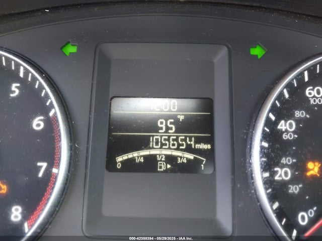 3VWD17AJ2EM314622 Volkswagen 2014
