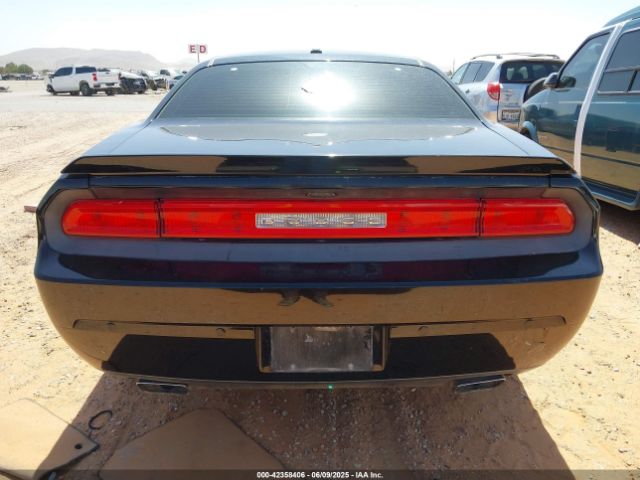 2C3CDYAG1EH104497 Dodge Challenger Sxt Plus