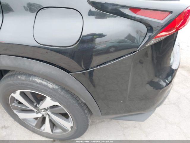 JTJYARBZXK2131585 Lexus NX 300