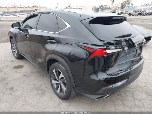 JTJYARBZXK2131585 Lexus NX 300