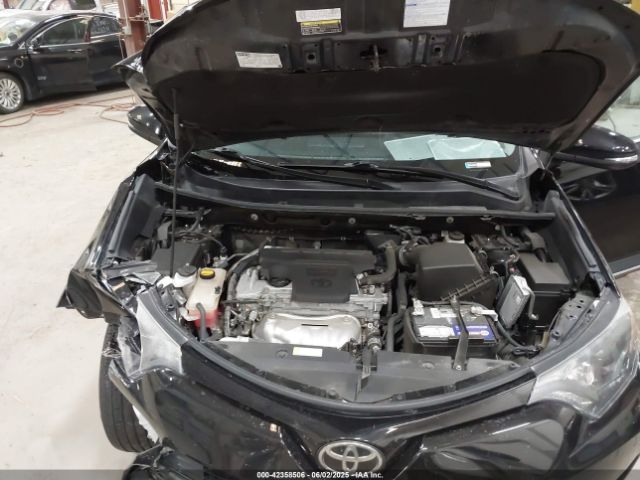 2018 TOYOTA RAV4 2T3RFREVXJW721812 Photo 9