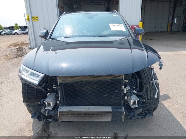 WA1CNBFY7J2062678 Audi Q5 2.0t Premium/2.0t Tech Premium