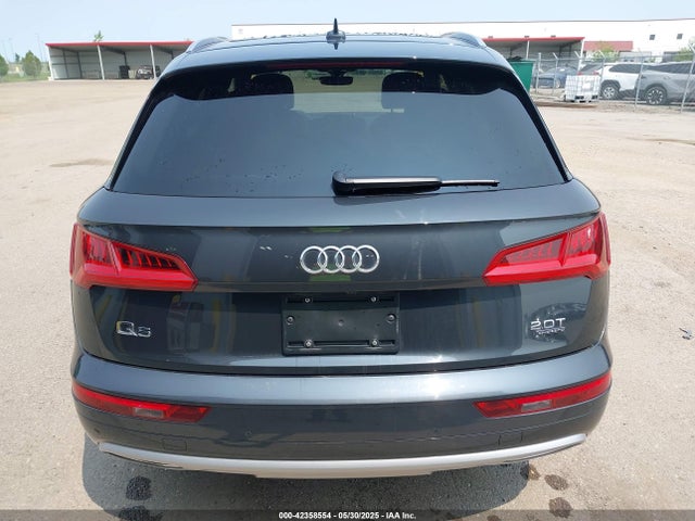 WA1CNBFY7J2062678 Audi Q5 2.0t Premium/2.0t Tech Premium