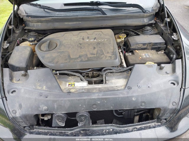 1C4PJMCS3EW124798 Jeep Cherokee Latitude