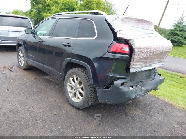 1C4PJMCS3EW124798 Jeep Cherokee Latitude