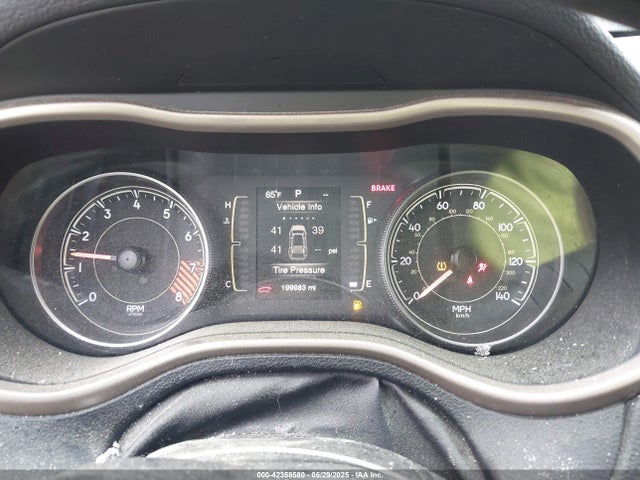 1C4PJMCS3EW124798 Jeep Cherokee Latitude