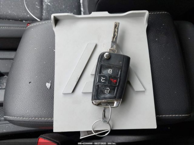 2021 VOLKSWAGEN TIGUAN 3VV3B7AXXMM101773 Photo 10