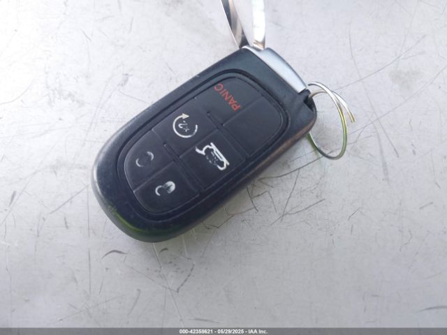 2019 JEEP CHEROKEE 1C4PJLDB3KD415866 Photo 10