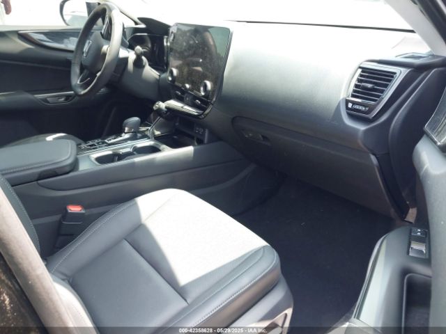 2T2GGCEZ6SC073039 Lexus t24a-fts