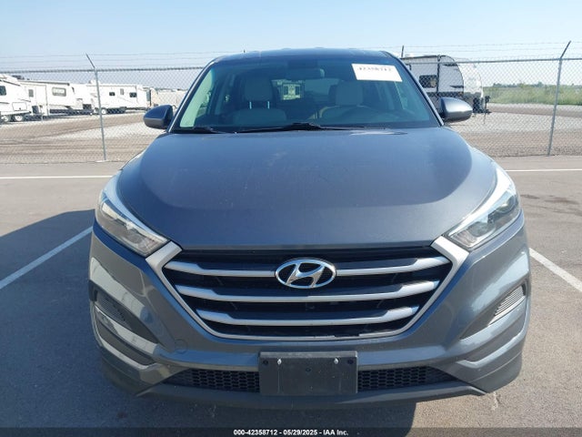 Hyundai TUCSON SE 2018 KM8J2CA44JU655348 Image 12