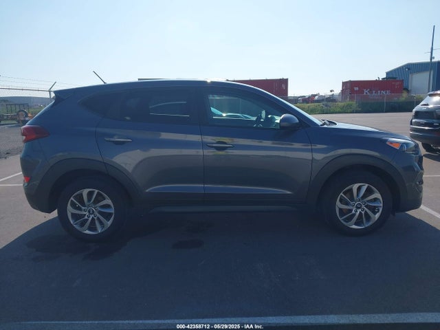 Hyundai TUCSON SE 2018 KM8J2CA44JU655348 Image 13