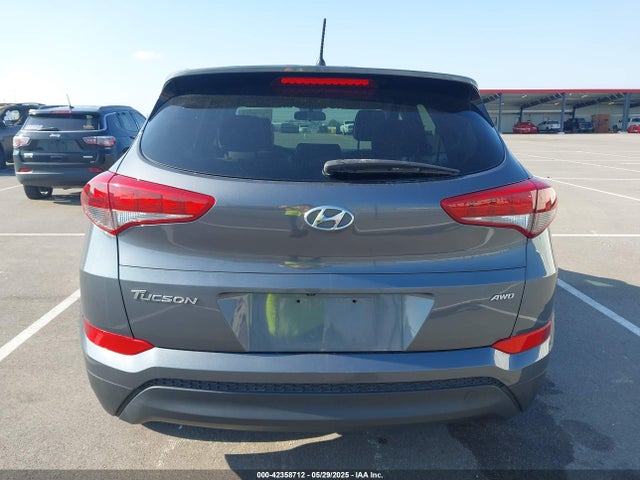 Hyundai TUCSON SE 2018 KM8J2CA44JU655348 Image 16