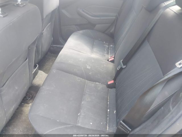 1FADP3F20GL400887 Ford FOCUS SE