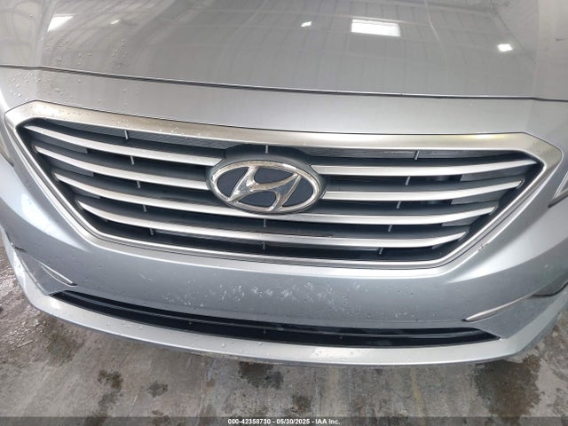 5NPE24AF2GH380210 Hyundai SONATA SE