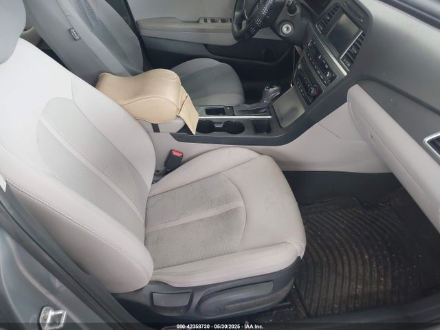5NPE24AF2GH380210 Hyundai SONATA SE