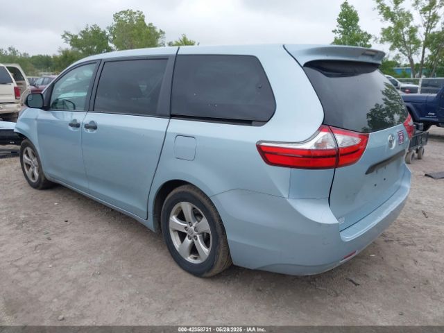 2016 TOYOTA SIENNA 5TDZK3DC5GS710011 Photo 2