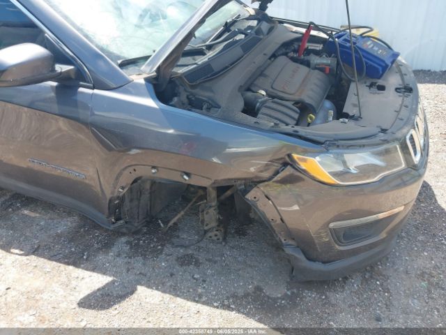 2018 JEEP COMPASS 3C4NJDBB7JT103901 Photo 5