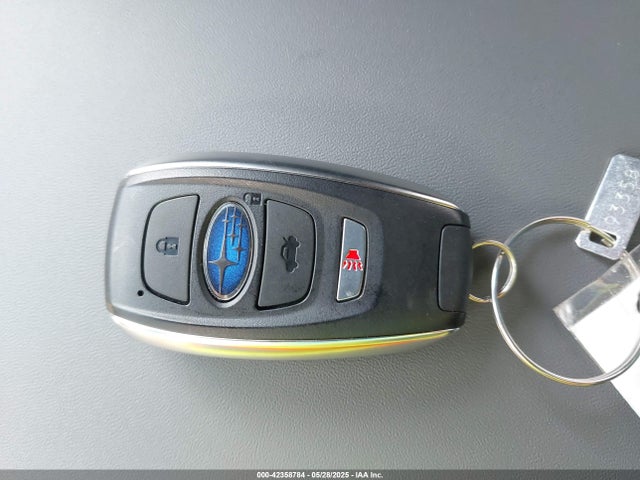 4S4GUHL67S3733533 Subaru na