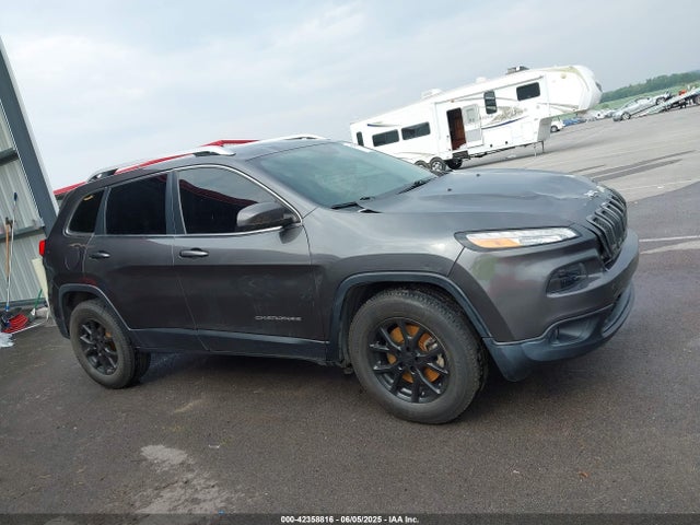 1C4PJLCB8FW695473 Jeep 2015