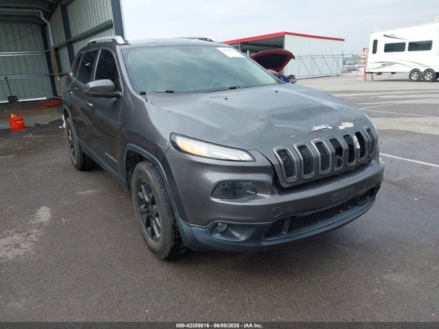 1C4PJLCB8FW695473 Jeep 2015