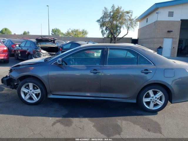 4T1BF1FK8EU456412 Toyota CAMRY SE