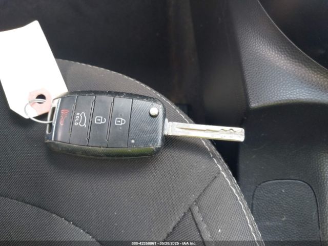 KNDJN2A22J7520288 KIA Soul